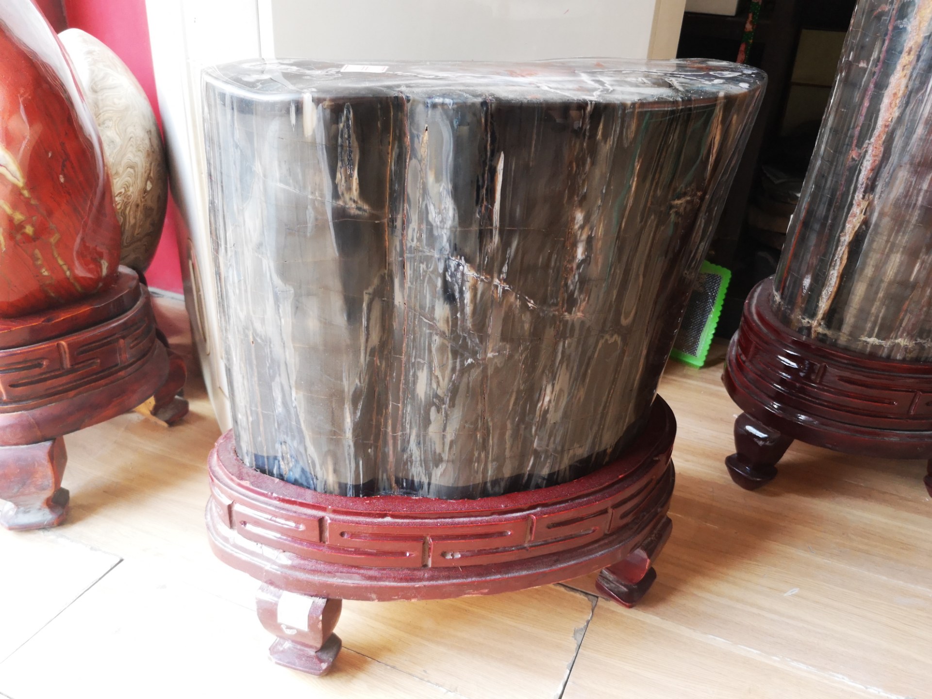 欣赏:这罕见的木化石——桂花木