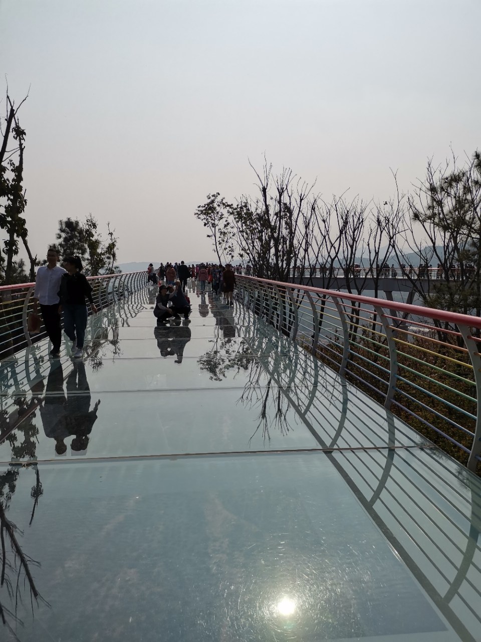 丹景台的玻璃栈道