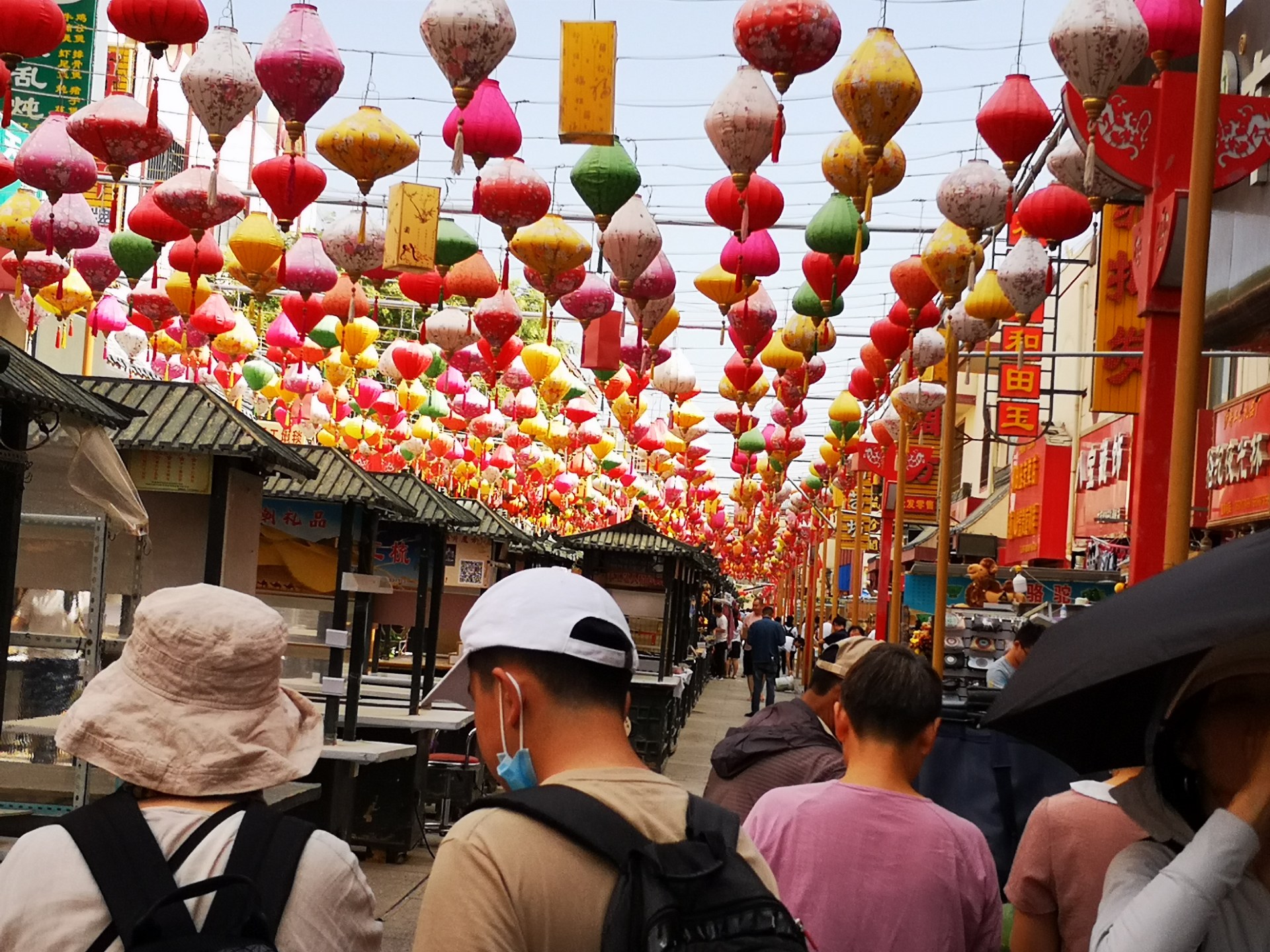 酒泉敦煌沙舟夜市下午一逛