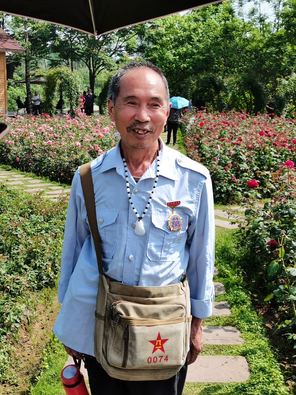 老军人风采依旧