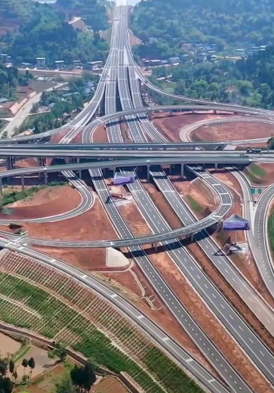 (分享)大气磅礴成资渝特大枢纽～双江枢纽互通