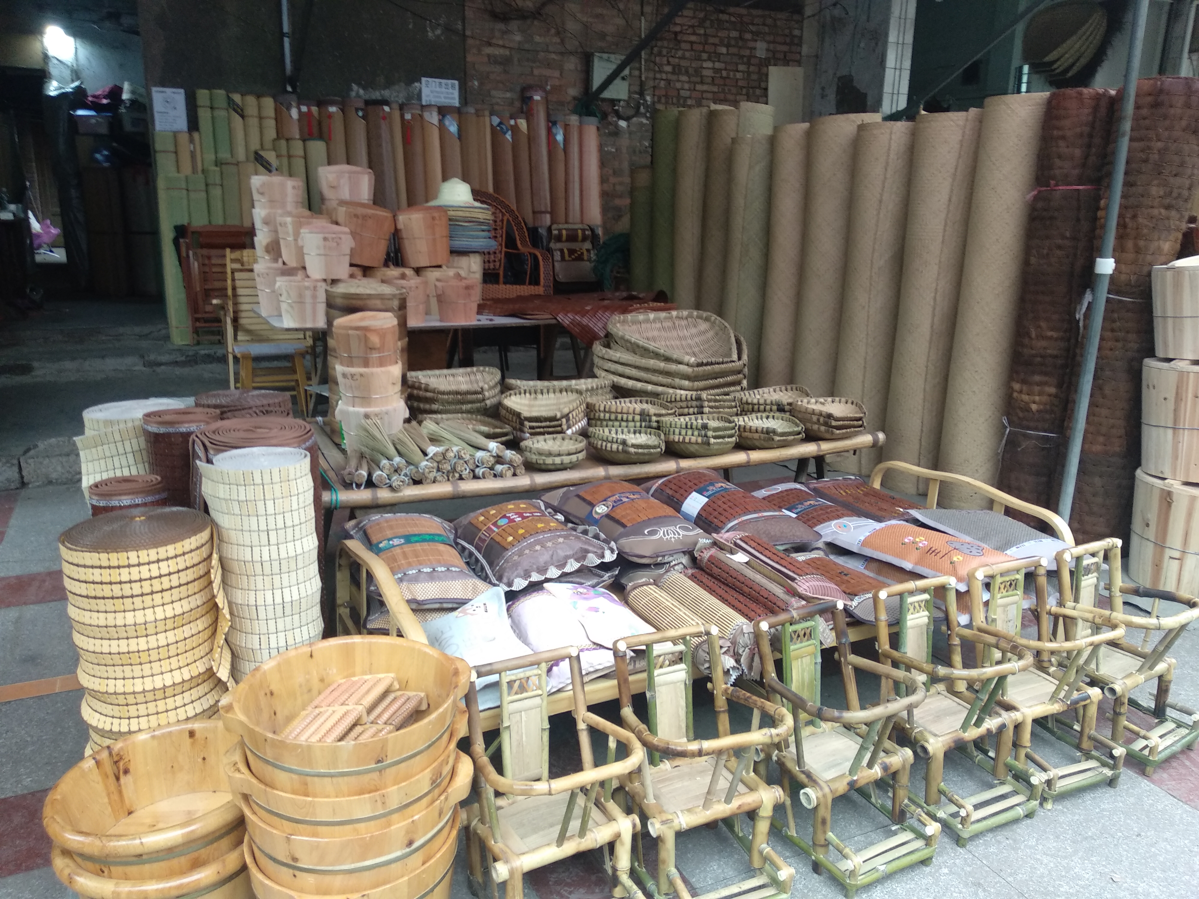 安岳特产竹编工艺品及木制品,大家能叫出几种产品的名字?