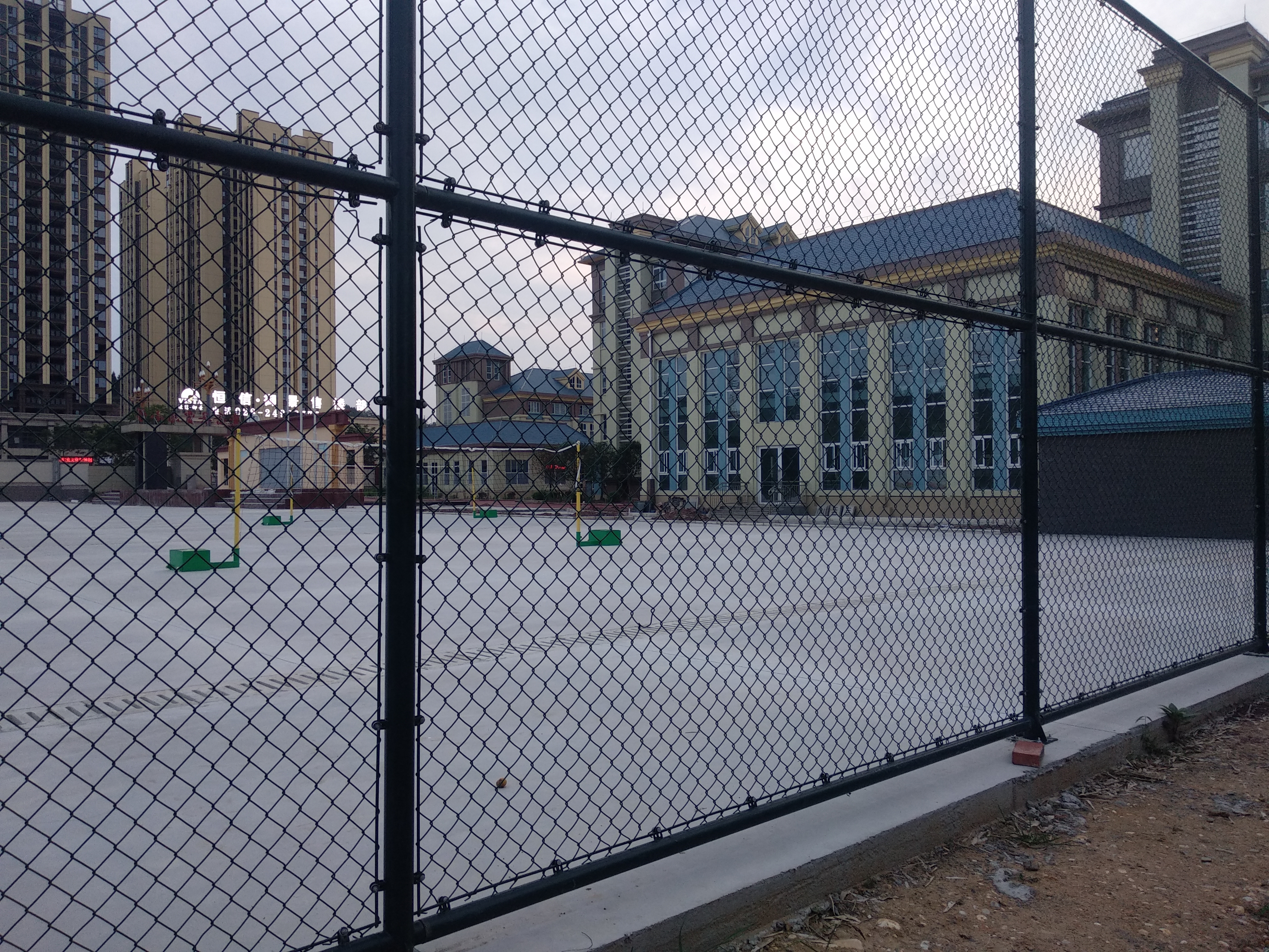 安岳贾岛小学像别墅